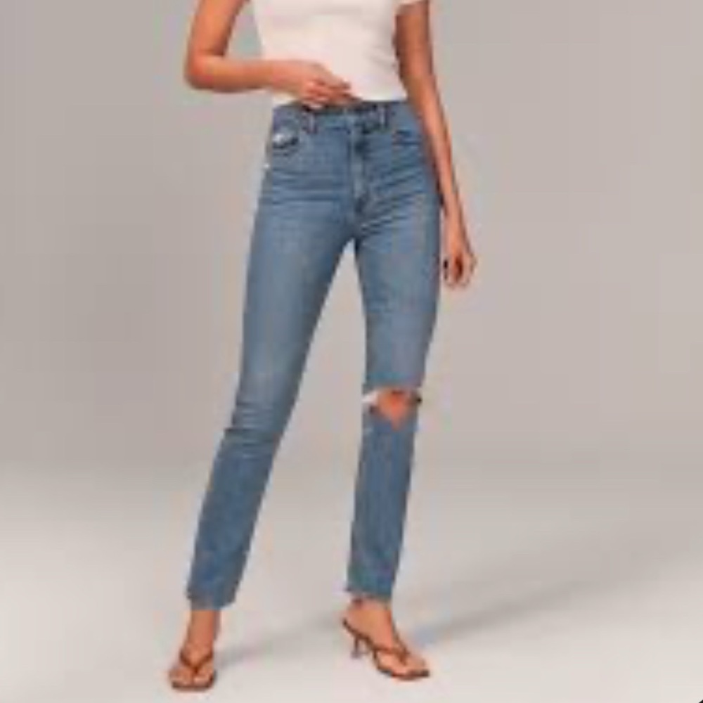 Ambercrombie the 90s slim straight ultra high rise